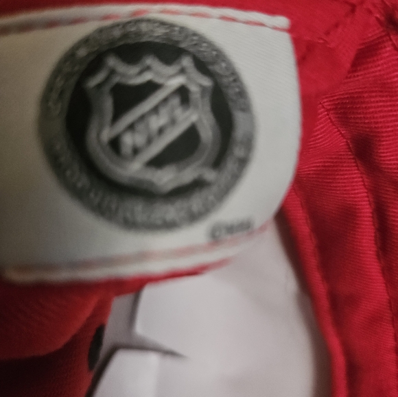 Ottawa Senators nhl nwt cap - Picture 5 of 5